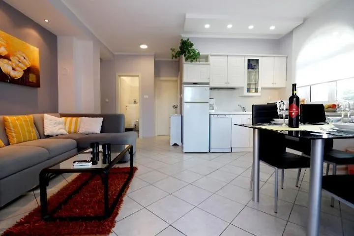 Apartments Mira Porat