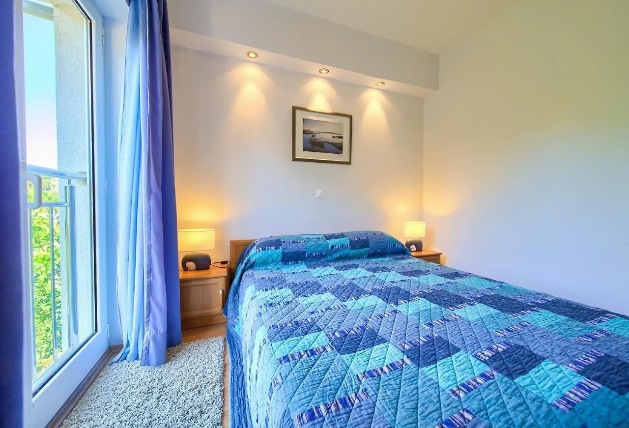 Apartments Mira Porat  Guest house